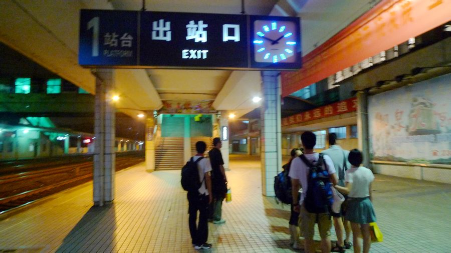 英国发现罕见“阴阳蝶” 左雄右雌体色诡异(图)‘三亿体育官网’(图3) 三亿体育官网