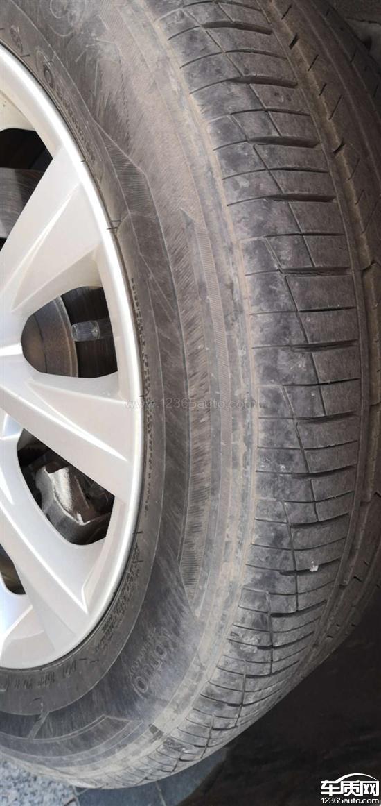 【三亿体育手机版】强化木地板恐将需大于求 行业剧烈洗牌(图2) 三亿体育