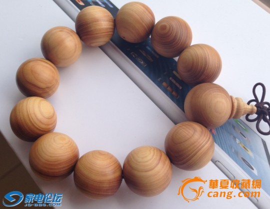 “三亿体育”乌克兰酒吧发生枪击案 3死1伤凶手在逃(图3) 三亿体育