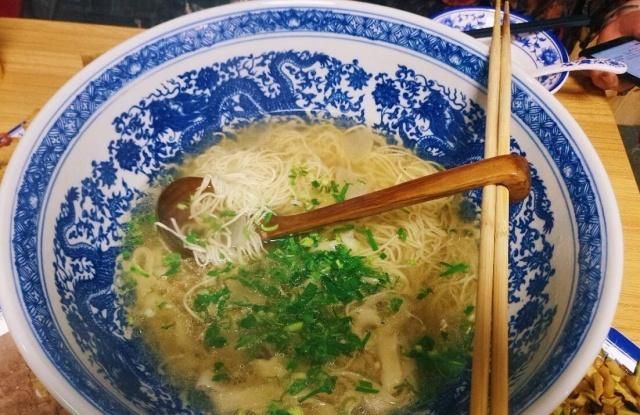 三亿体育官网:云南木制家具甲醛超标严重(图1) 三亿体育手机版